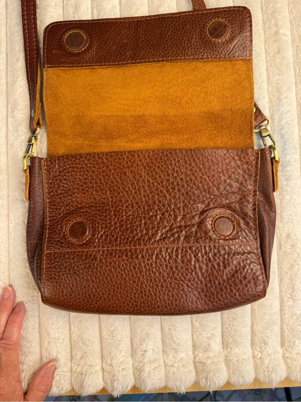 Portland Leather Chestnut Brown Pebbled Leather Crossbody - Picture 7 of 11